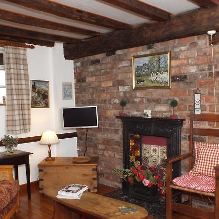 Bank Farm Cottages Nantwich Exterior foto